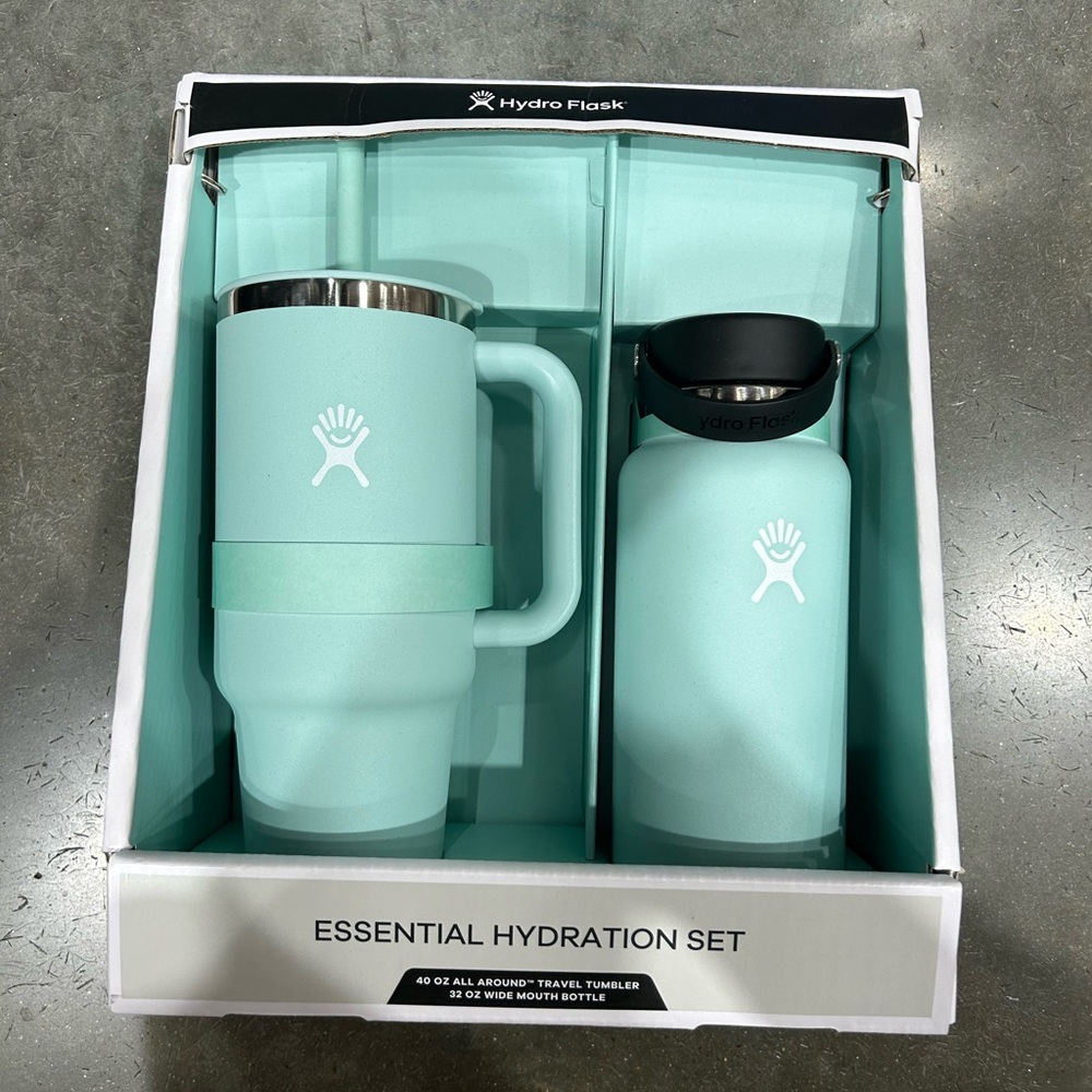 Hydro Flask Essential Hydration Set - Aqua 40 Oz + 32 Oz